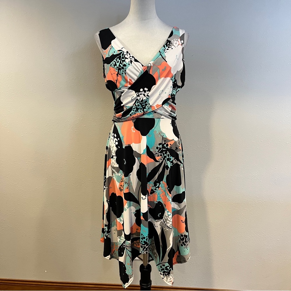 Suite 7 Floral Print Sleeveless midi asymmetrical‎ Dress size 6